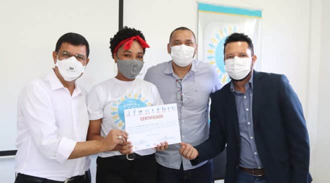 Projeto Libras para Todos. Governo do Estado certifica trabalhadores em cursos de Libras