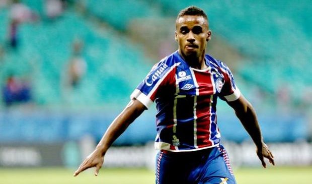 Bahia entra em acordo com Élber e vai pagar R$ 770 mil