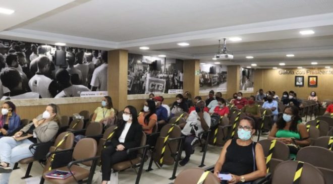 Setre oferece qualificação profissional para ex-trabalhadores da Ford