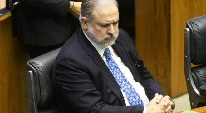 PGR em crise? Atuação de Aras à frente da PGR é alvo de críticas