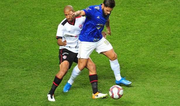 Vitória arranca empate diante do Cruzeiro