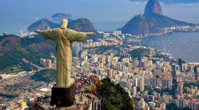 Rio passa a exigir certificado de vacina contra covid em alguns locais