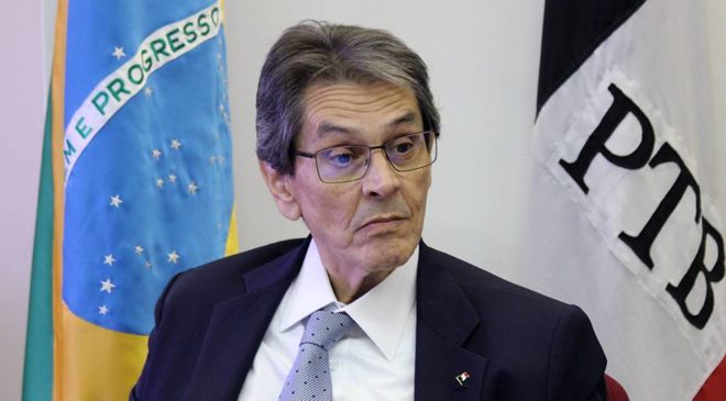 Polícia Federal prende o ex-deputado Roberto Jefferson por ataques às instituições democráticas