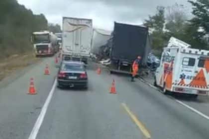 Em Vitoria da Conquista, Tragédia na BR-116 com batida frontal entre duas carretas