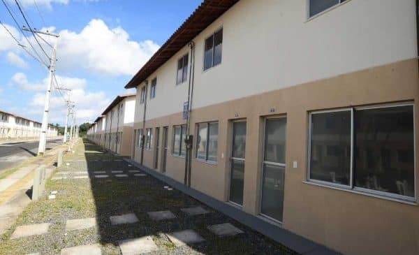500 famílias de baixa renda recebem as chaves da casa própria no Subúrbio Ferroviário
