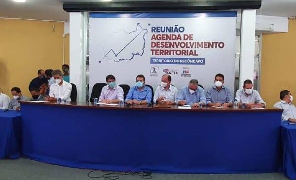 Seplan debate agenda de ações com 19 prefeituras do Recôncavo