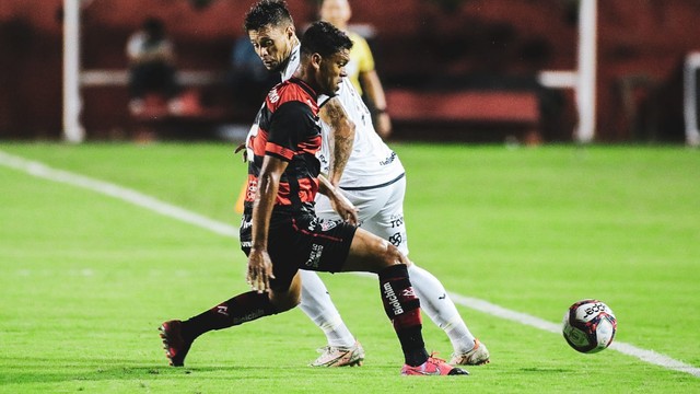 Wagner Lopes após derrota de virada para o Remo, “nós paramos de jogar”