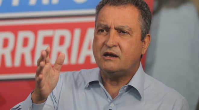 Rui anuncia convocação de 1.324 estudantes para atuar na Secretaria da Educação