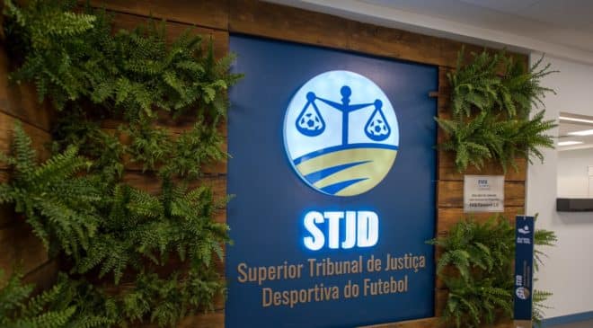 Derrotados no STJD, clubes da Série A podem pedir adiamento da 21ª rodada