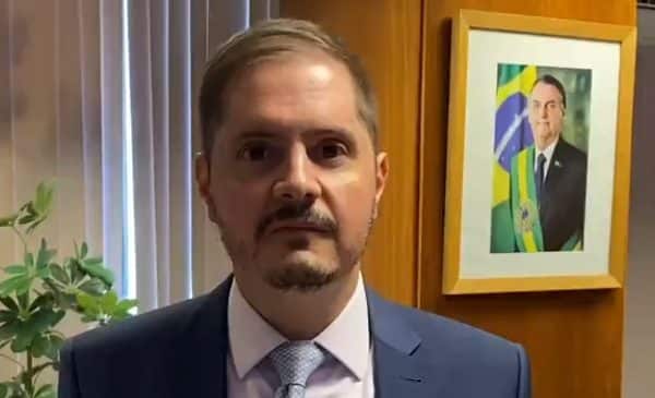 Advogado-Geral da União testa positivo para a Covid-19