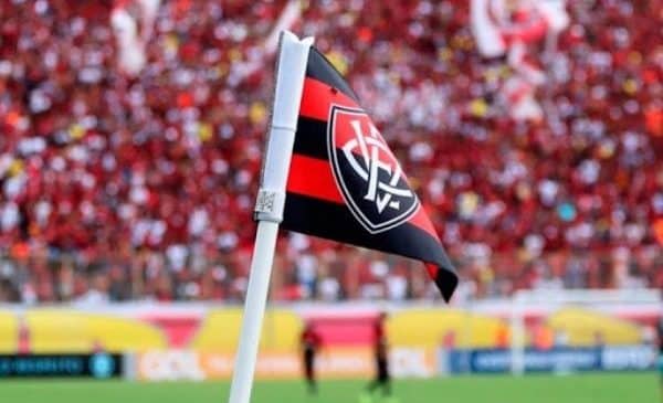 Vitória tem 40% de risco de rebaixamento para Série C, diz site