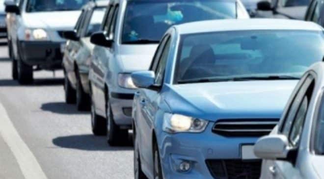 Donos de veículos de placas com finais 9 e 0 têm até o fim de setembro para pagar IPVA