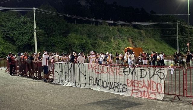 Paulo Carneiro é afastado por 60 dias do Vitória