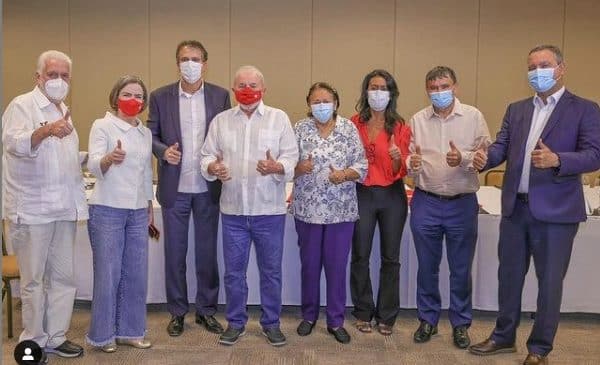 Jaques Wagner e Rui Costa se reúnem com Lula em Brasília