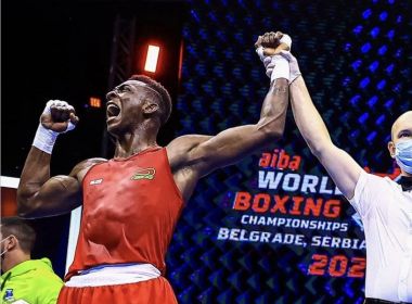 Keno Marley supera belga e está na final do Mundial de Boxe