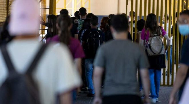 O primeiro dia do Enem 2021 teve 26% de abstenção no total