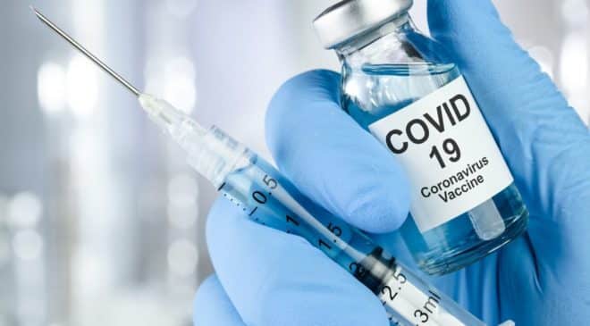 Apesar de mutações, ômicron apresenta sintomas mais leves, avalia médica da África do Sul