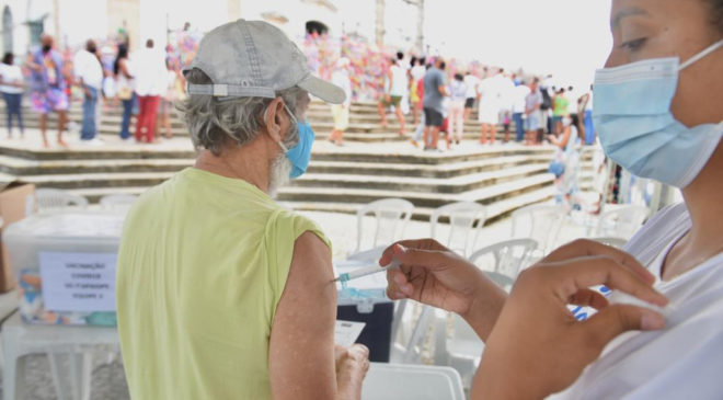 Salvador tem Super Vacinação contra Covid-19 no fim de semana