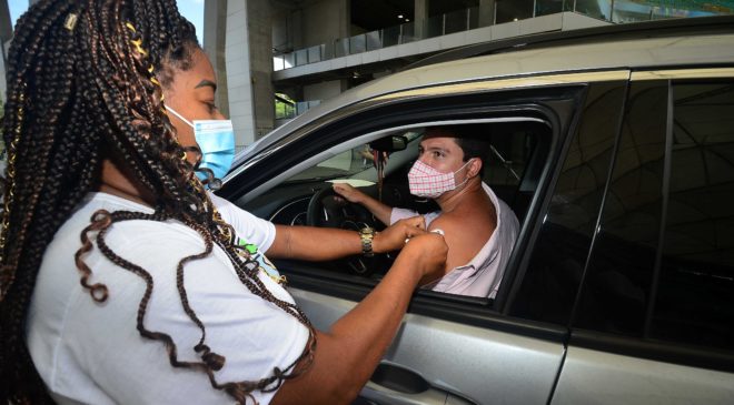 Salvador prossegue com Libera Geral de vacinação contra Covid-19 nesta quarta (29)