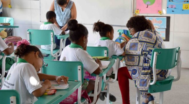 A Prefeitura de Feira de Santana publicou no Diário Oficial desta sexta-feira (3), o edital de convocação de candidatos aprovados no concurso público
