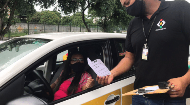 Serviços do Detran-BA são acessados com apresentação de cartão de vacinação