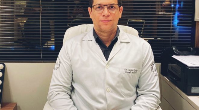 Cirurgião fala sobre a importância da aprovação do Projeto de Lei de autoria do deputado Roberto Carlos (PDT), para prótese de silicone à pacientes de cirurgia de bariátrica