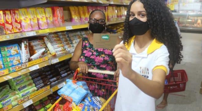 Estado transforma Bolsa Presença em política permanente e amplia valor do benefício para as famílias beneficiadas