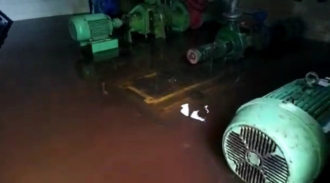 Forte temporal inunda central de tratamento e Valença fica sem fornecimento de água