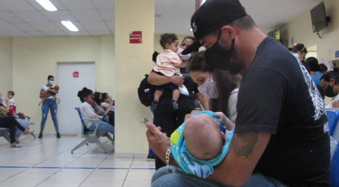 Hospitais públicos e privados, têm alta nas internações de crianças por covid-19