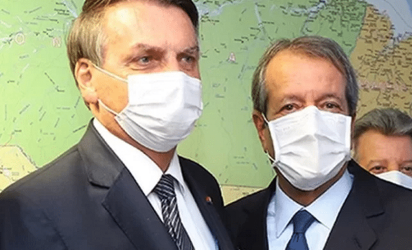 Presidente do PL escolherá marqueteiro da campanha de Bolsonaro, diz coluna