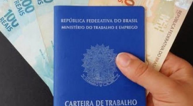 Trabalhador demitido sem justa causa, fique por dentro: teto do seguro-desemprego sobe para R$ 2.106,08 após reajuste