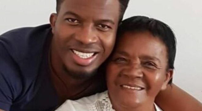 Em surto, homem nu invade igreja e mata pastora, mãe do cantor gospel Delino Marçal; vítima estava em momento de oração