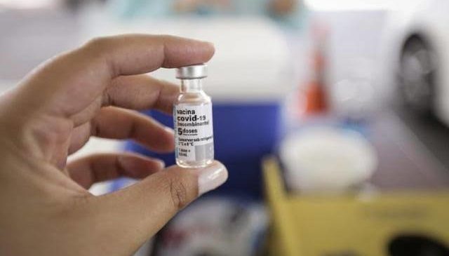 Anvisa aprova registro e Brasil terá vacina 100% nacional