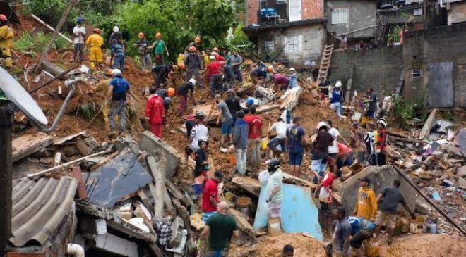 Sobe para 23 o número de mortos por causa das chuvas fortes que atingem SP