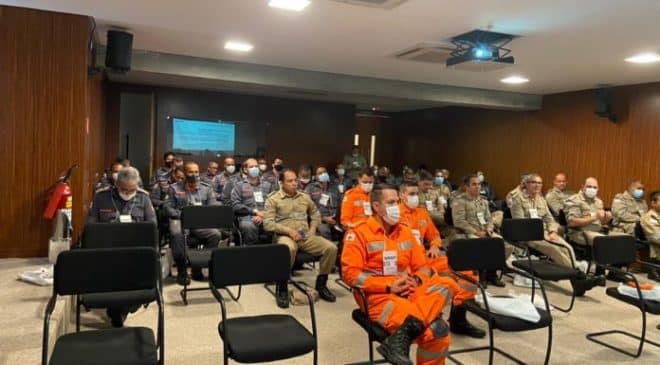 Bombeiros da BA participam de seminário de perícia em incêndios