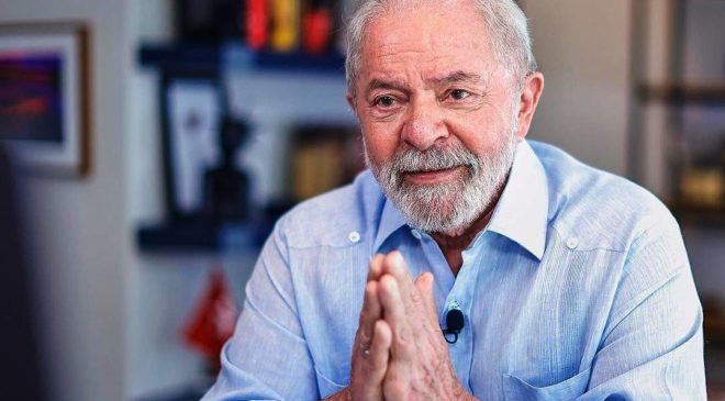 Lewandowski suspende andamento de última ação penal contra Lula
