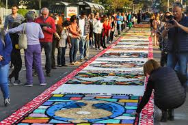 Os catolicos comemoram hoje, o dia de Corpus Christi, mas o que significa?