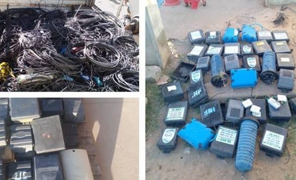 Coelba remove 21 toneladas de fios e 369 caixas de internet irregulares em três dias