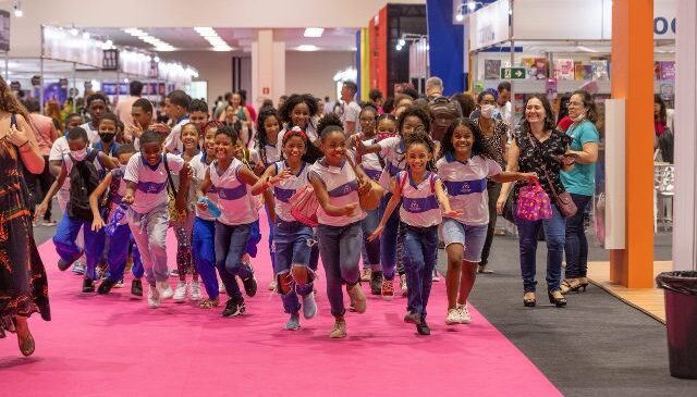 Bienal do Livro Bahia teve 90 mil visitantes em seis dias