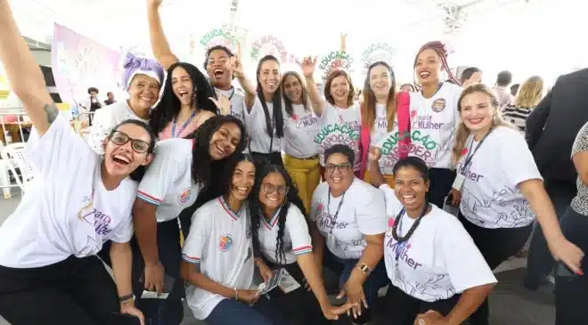 SEC faz busca ativa por estudantes em ação na Arena Fonte Nova