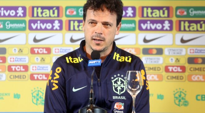 Fernando Diniz diz que revés vai servir como aprendizado