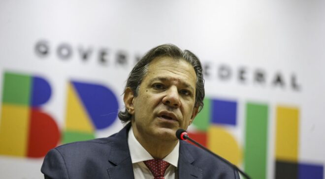 Desoneração traz risco de nova reforma da Previdência, diz Haddad