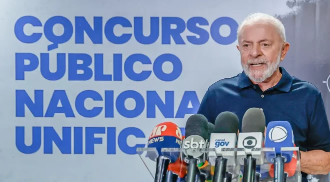 Lula diz que governo está inovando na contratação de servidores