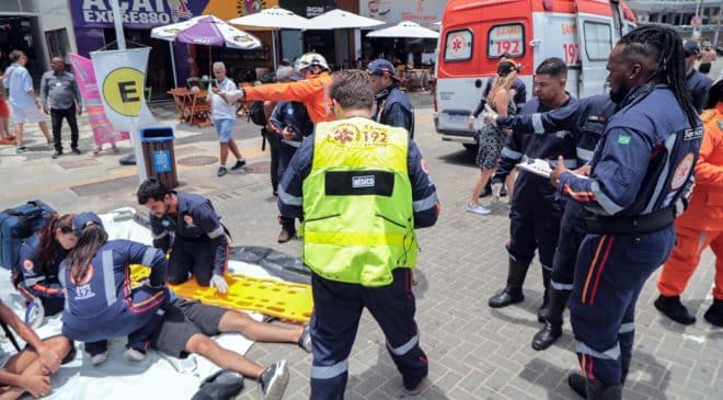 Carnaval de Salvador: Simulado de acidente com trio elétrico e múltiplas vítimas testa resposta de emergência