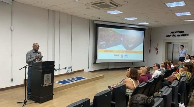 Ouvidoria da SSP capacita servidores para pesquisas de satisfação no Carnaval 2025