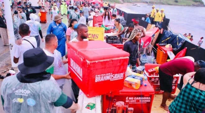 Ambulantes podem recuperar itens apreendidos no Carnaval de Salvador; prazo vai até 10 de maio