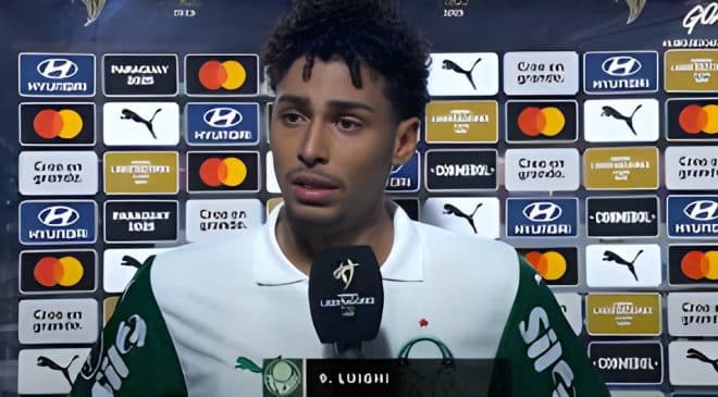 Jogador do Palmeiras sofre racismo, chora em coletiva e questiona Conmebol