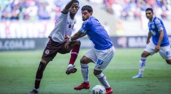 Jacuipense vence o Bahia na Fonte e fica perto da final do Baiano