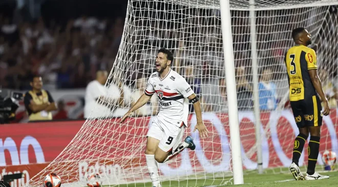 No sufoco o São Paulo derrota Novorizontino e está na semifinal do Paulista