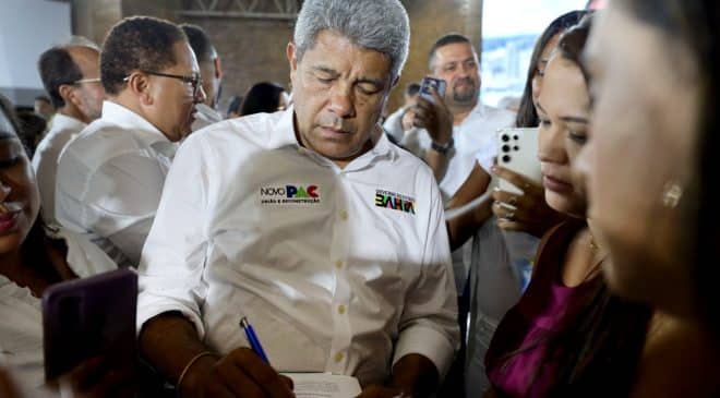 Jerônimo inaugura obras e autoriza novos investimentos, neste sábado